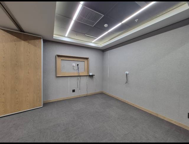 552M² OFFICE TO LET IN SANDTON CENTRAL